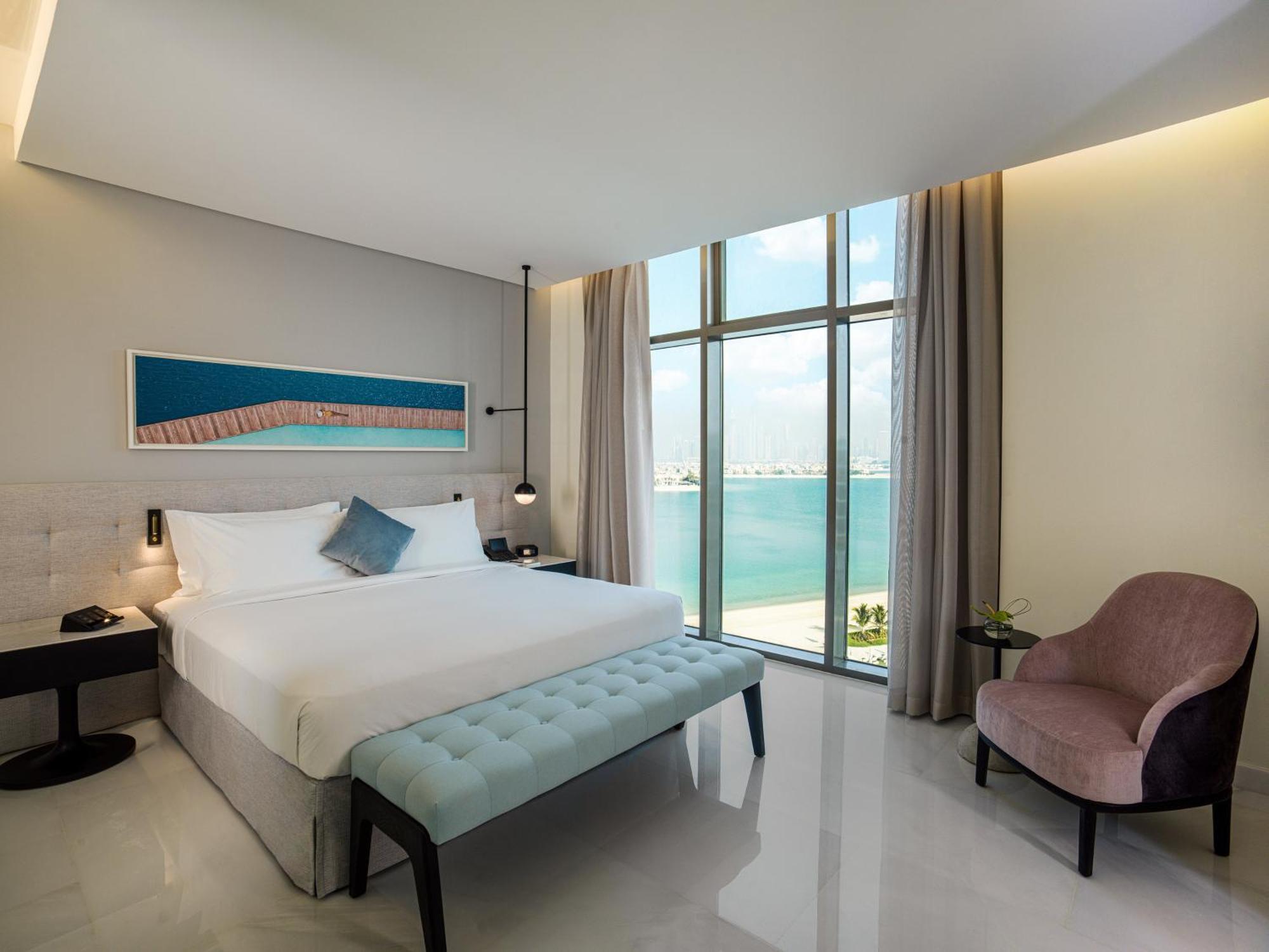 Th8 Palm Dubai Beach Resort, Vignette Collection By Ihg Exterior photo